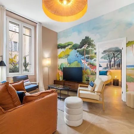 Disegno With Private Garden - Welkeys Apartment *